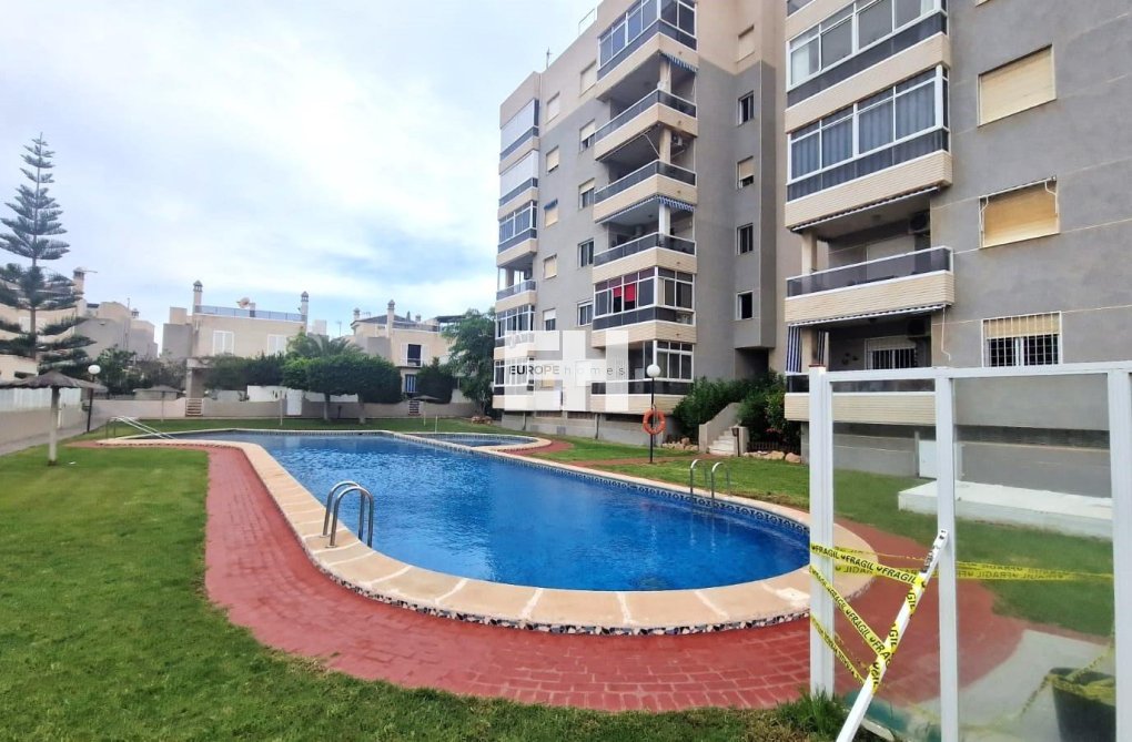 Wiederverkauf - town house - Torrevieja - Torreblanca