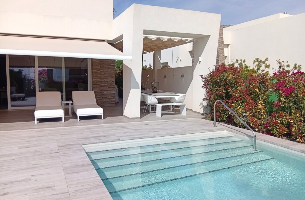 Wiederverkauf - villa - Algorfa - La Finca Golf