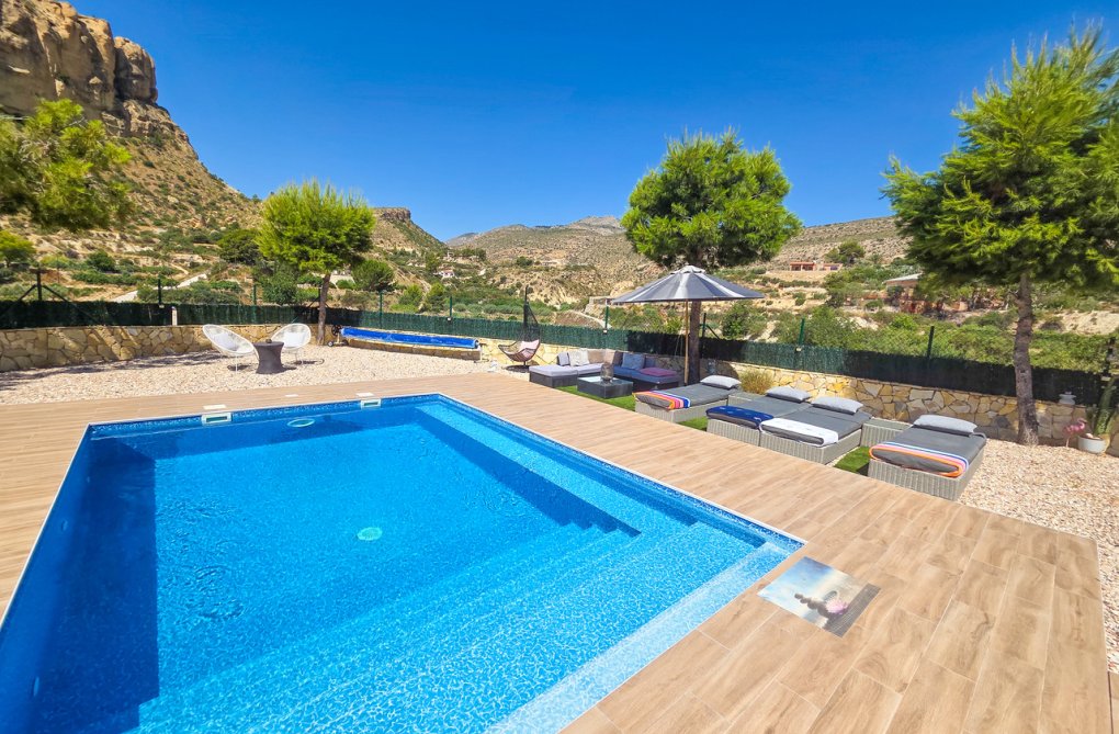Wiederverkauf - villa - Crevillent - Inland