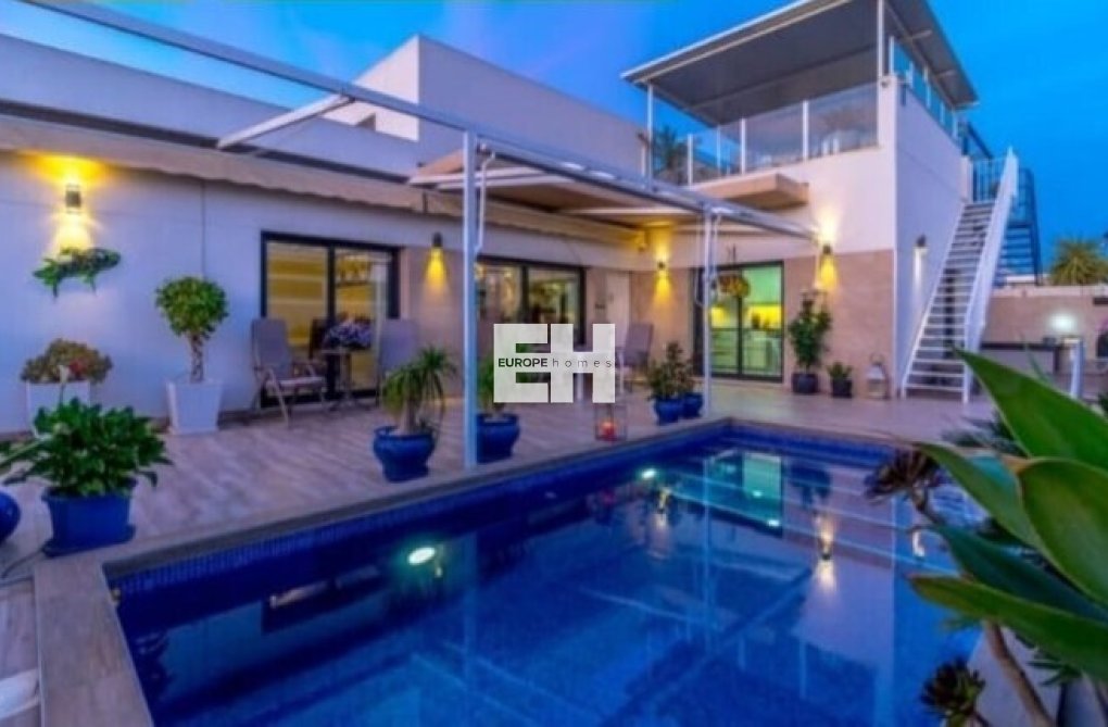 Wiederverkauf - villa - Daya Nueva - Costa Blanca