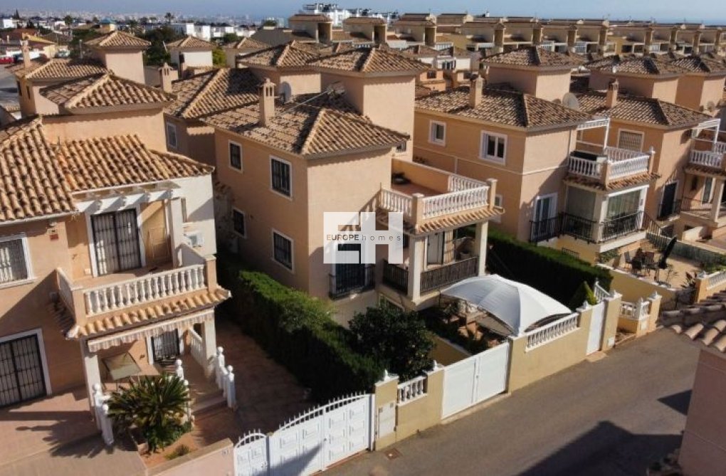 Wiederverkauf - villa - Orihuela Costa - Costa Blanca