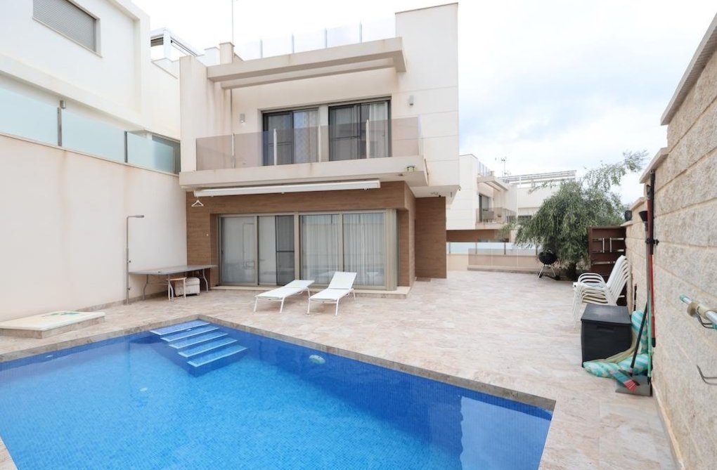 Wiederverkauf - villa - Orihuela Costa - Costa Blanca