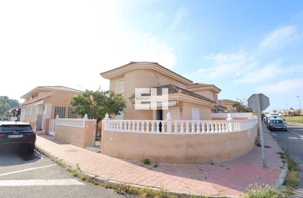 Wiederverkauf - villa - Torrevieja - Costa Blanca