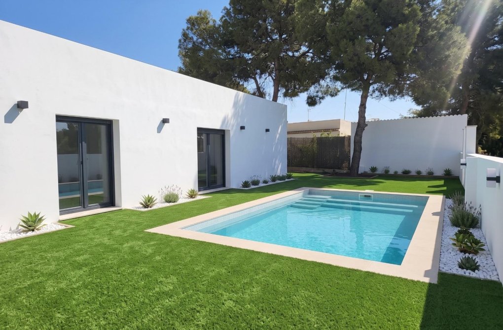 Wiederverkauf - villa - Torrevieja - Los Balcones - Los Altos Del Edén