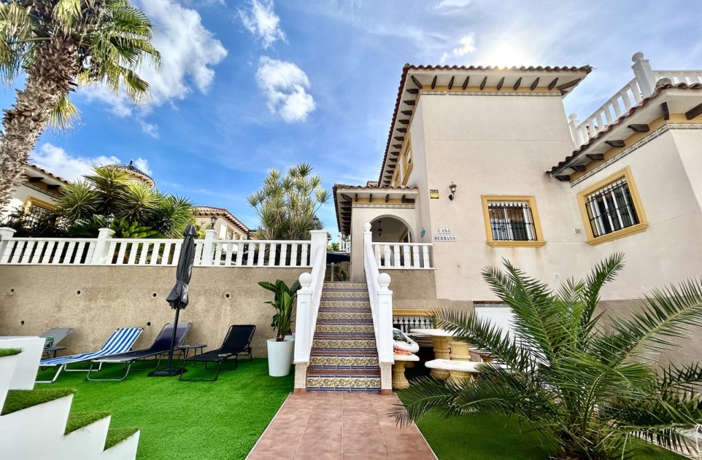 Wiederverkauf - villa - Villamartin - Costa Blanca