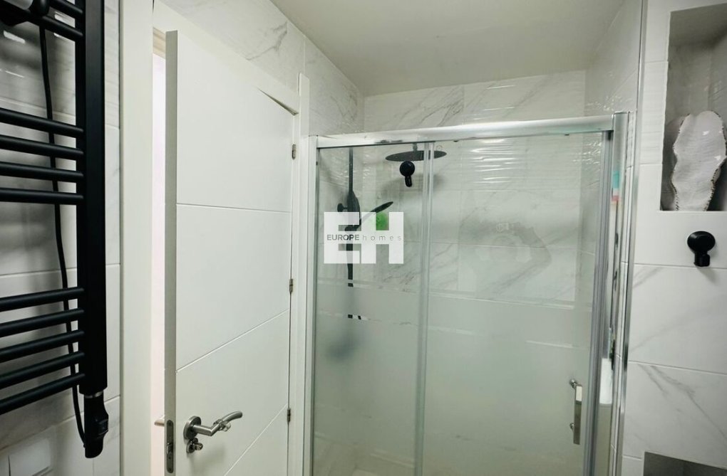 Wiederverkauf - Wohnung - Alicante - Las Viñas