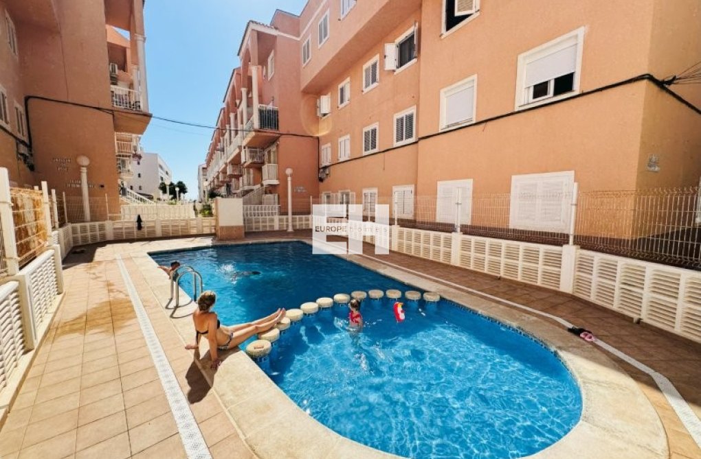 Wiederverkauf - Wohnung - La Mata - Costa Blanca