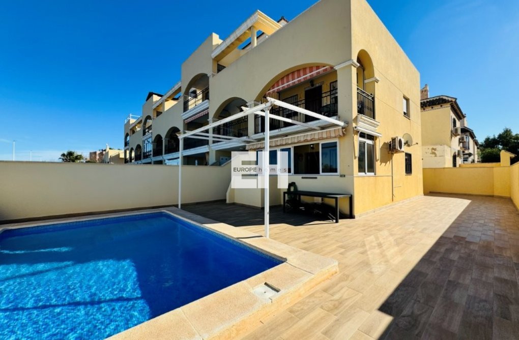 Wiederverkauf - Wohnung - La Mata - Costa Blanca