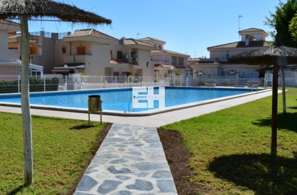 Wiederverkauf - Wohnung - Orihuela Costa - Costa Blanca