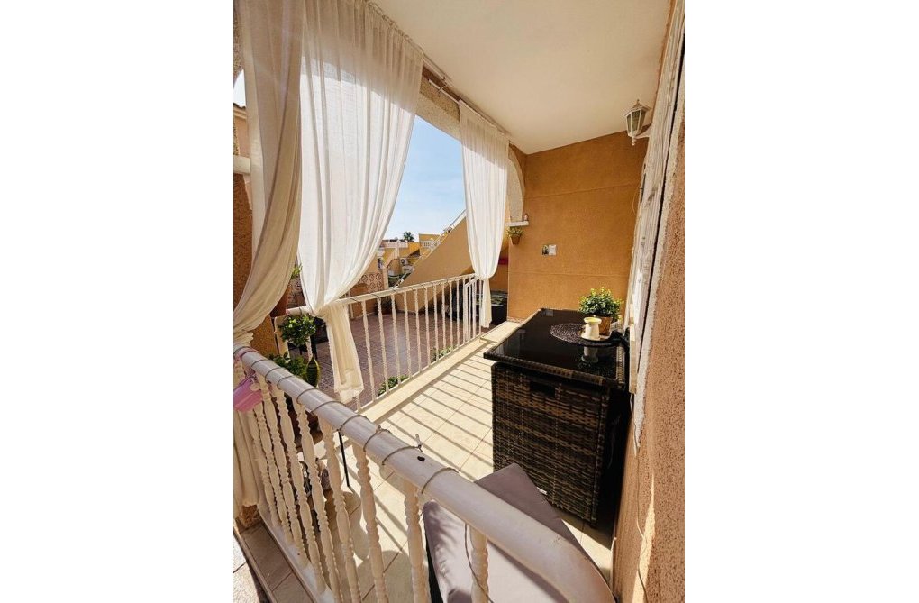 Wiederverkauf - Wohnung - Orihuela Costa - Costa Blanca