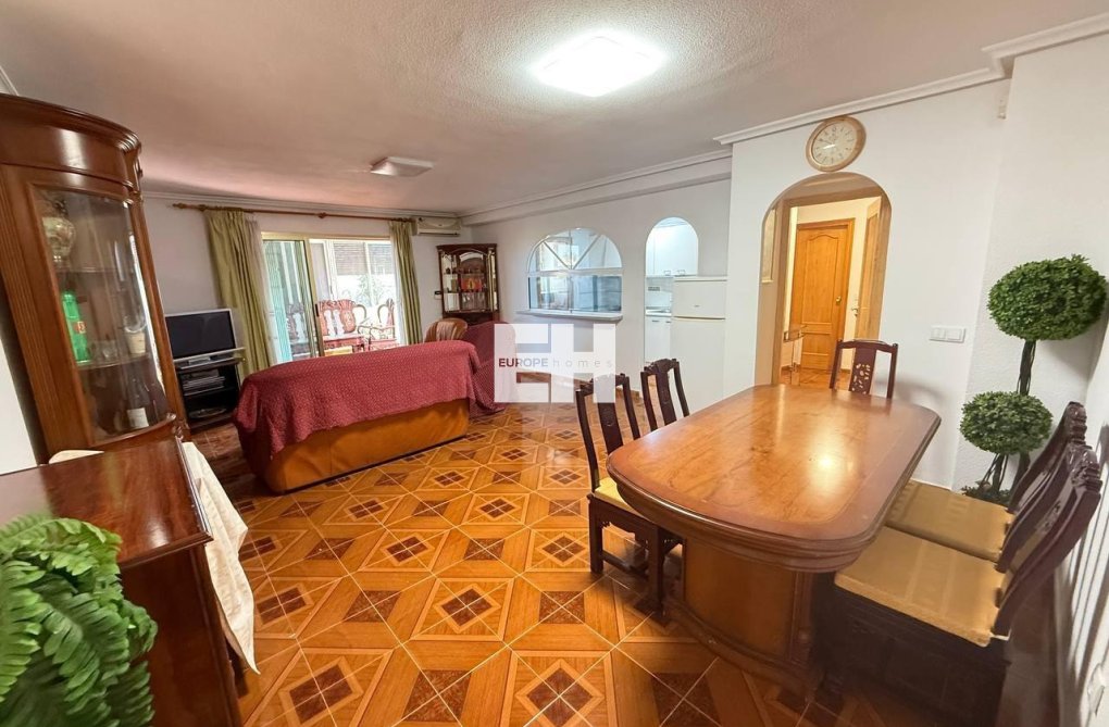 Wiederverkauf - Wohnung - Orihuela Costa - Punta Prima