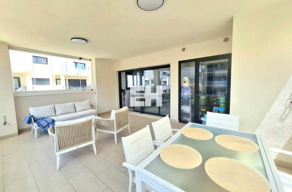Wiederverkauf - Wohnung - Orihuela Costa - Villamartín