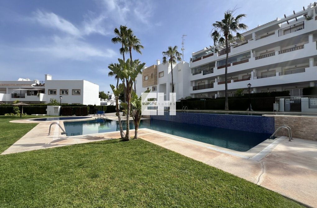 Wiederverkauf - Wohnung - Orihuela Costa - Villamartín