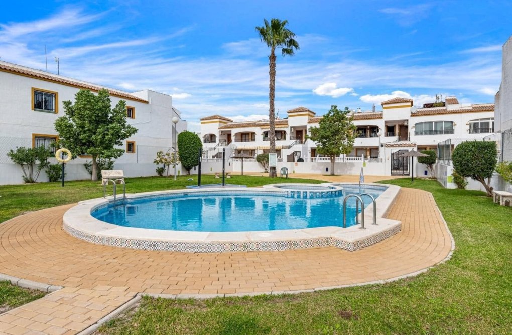 Wiederverkauf - Wohnung - Orihuela - Inland