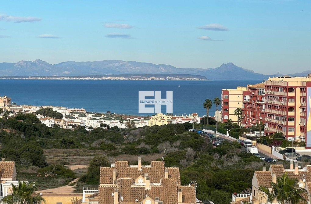 Wiederverkauf - Wohnung - Torrevieja - Aguas Nuevas