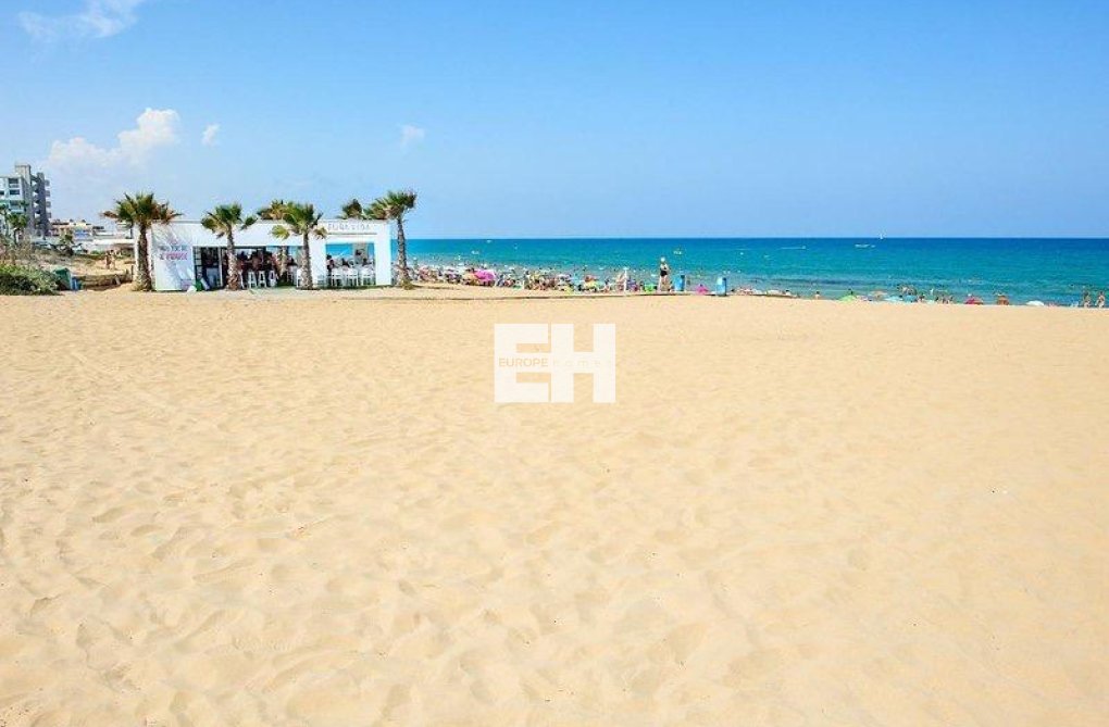 Wiederverkauf - Wohnung - Torrevieja - Cabo Cervera