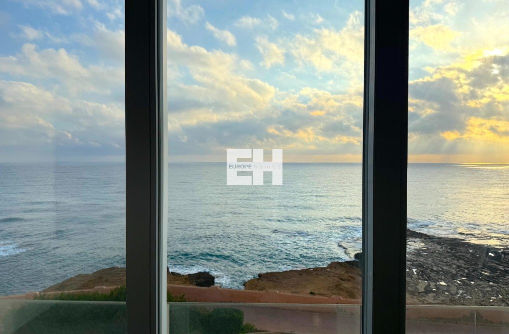 Wiederverkauf - Wohnung - Torrevieja - Cabo Cervera