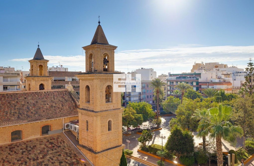 Wiederverkauf - Wohnung - Torrevieja - Centro