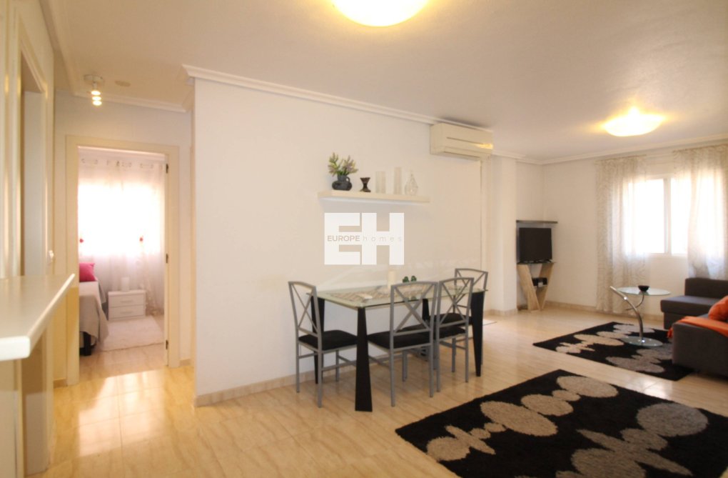 Wiederverkauf - Wohnung - Torrevieja - Centro