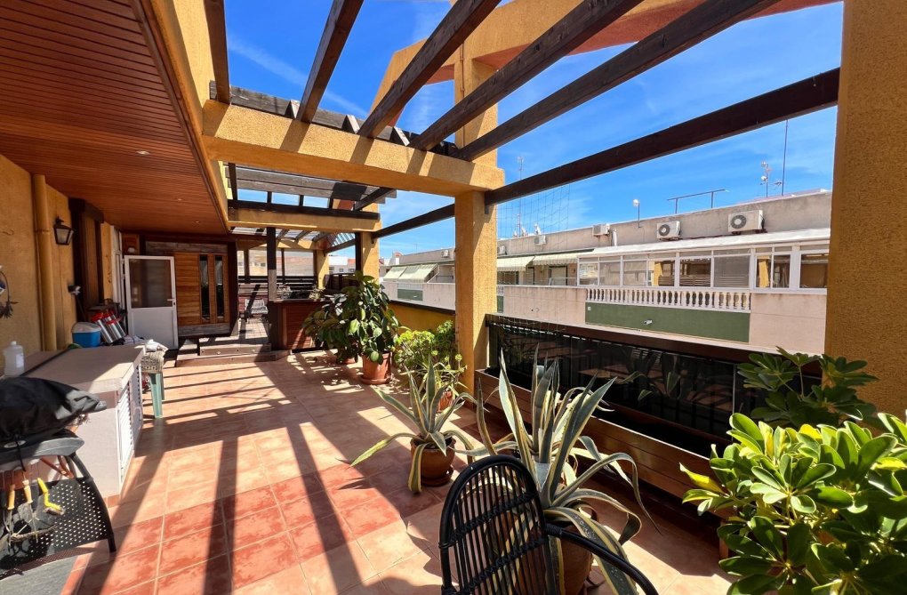 Wiederverkauf - Wohnung - Torrevieja - Centro