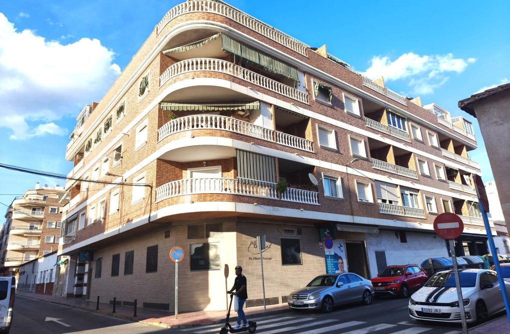 Wiederverkauf - Wohnung - Torrevieja - Centro