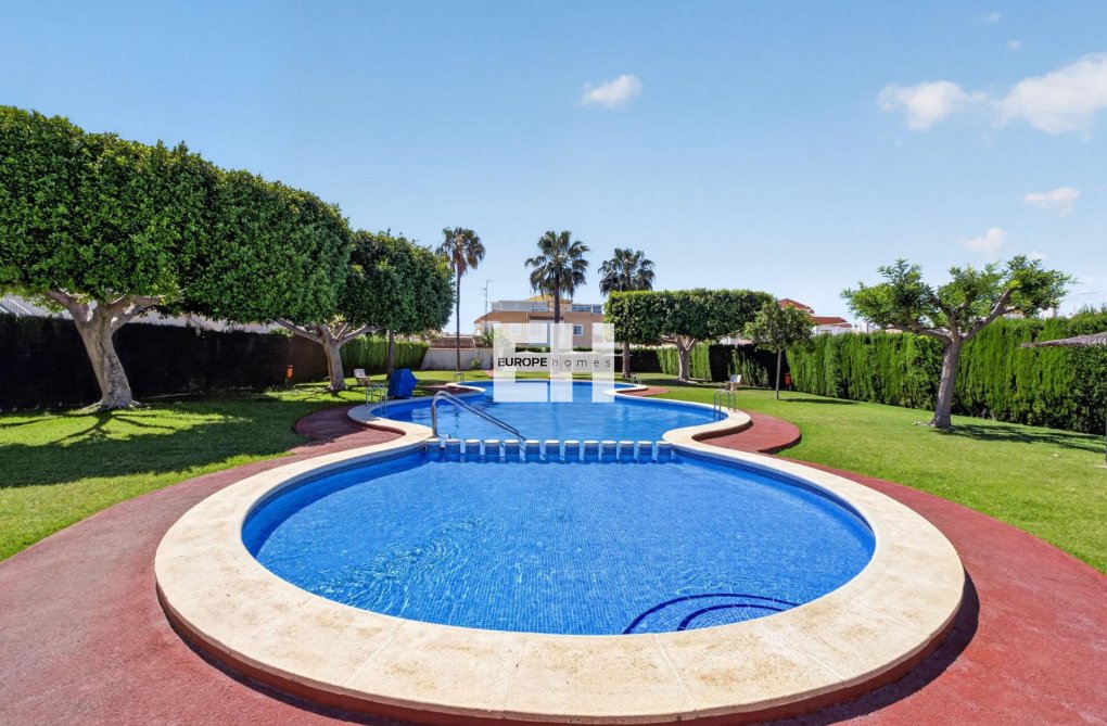 Wiederverkauf - Wohnung - Torrevieja - El Limonar