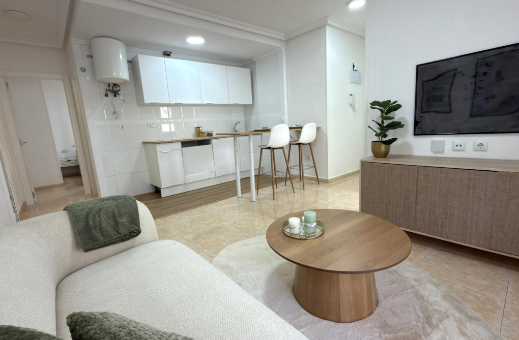 Wiederverkauf - Wohnung - Torrevieja - Habaneras