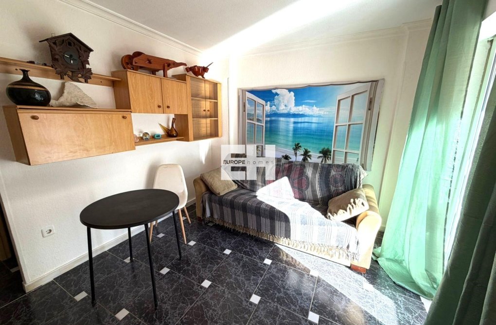 Wiederverkauf - Wohnung - Torrevieja - La Mata