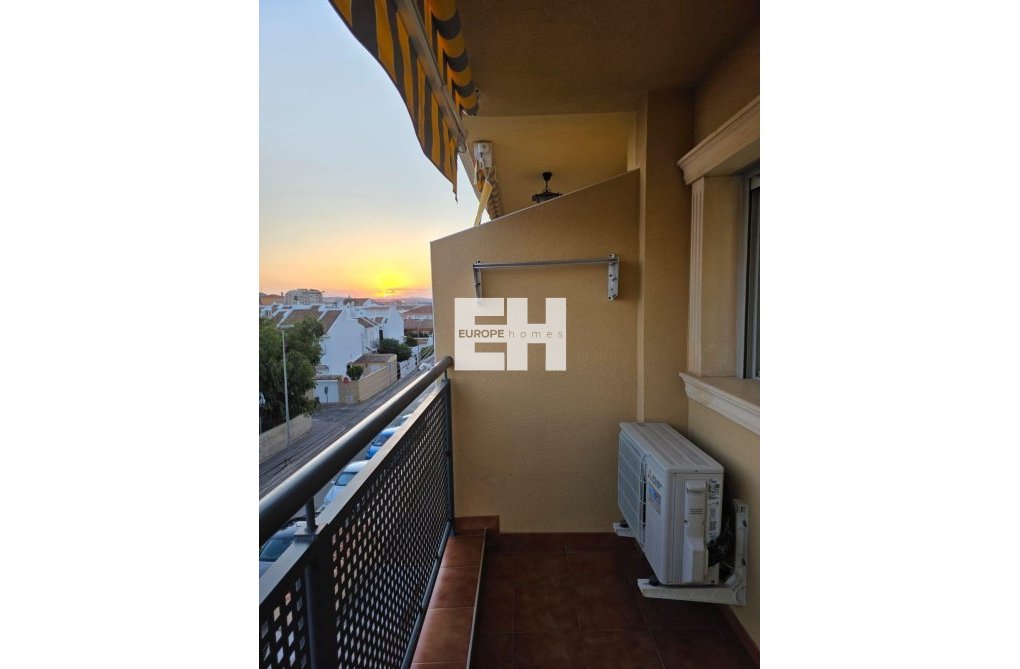 Wiederverkauf - Wohnung - Torrevieja - Nueva Torrevieja