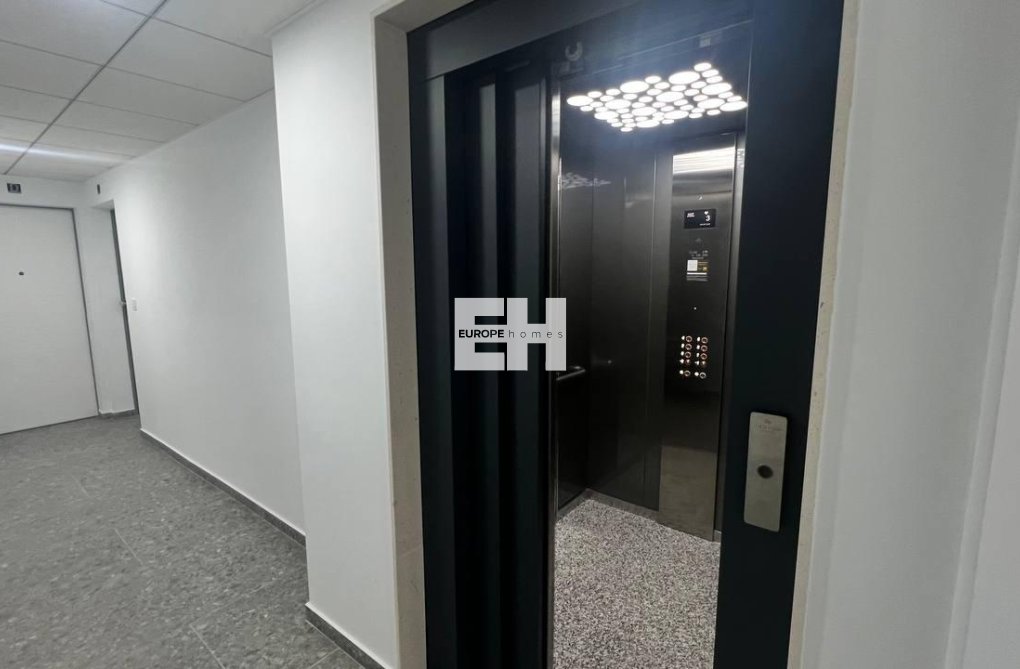 Wiederverkauf - Wohnung - Torrevieja - Parque De Las Naciones