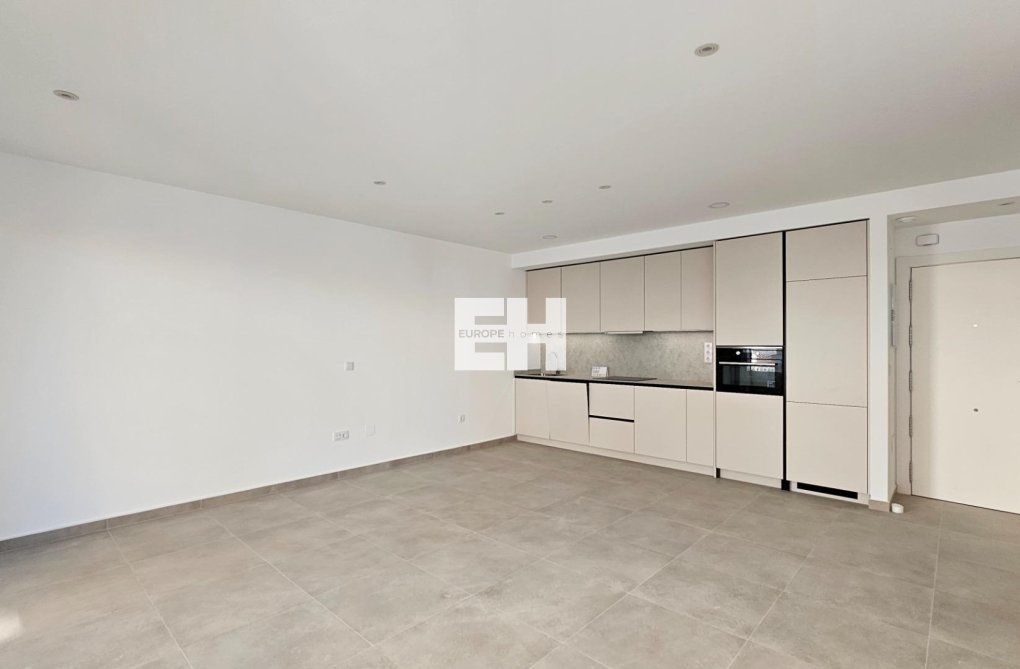 Wiederverkauf - Wohnung - Torrevieja - Paseo Maritimo