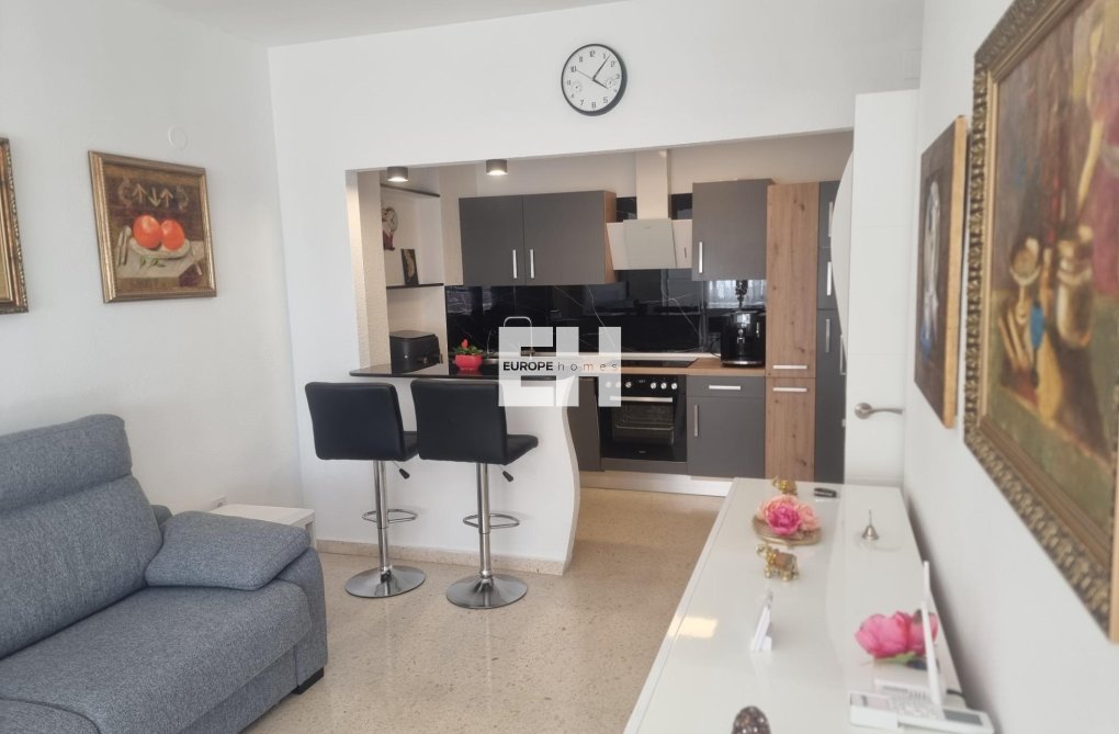 Wiederverkauf - Wohnung - Torrevieja - Playa de los Locos