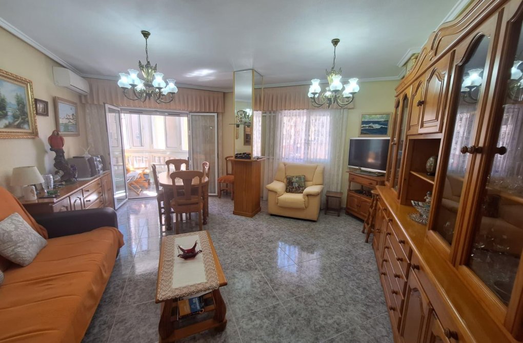 Wiederverkauf - Wohnung - Torrevieja - Playa de los Locos