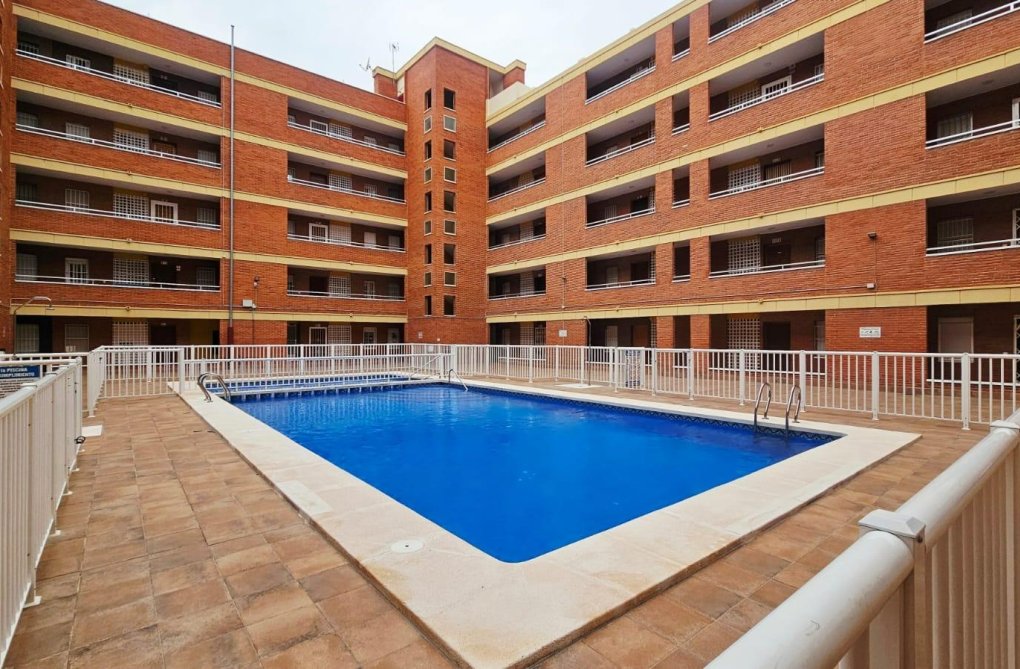 Wiederverkauf - Wohnung - Torrevieja - Playa de los Naúfragos