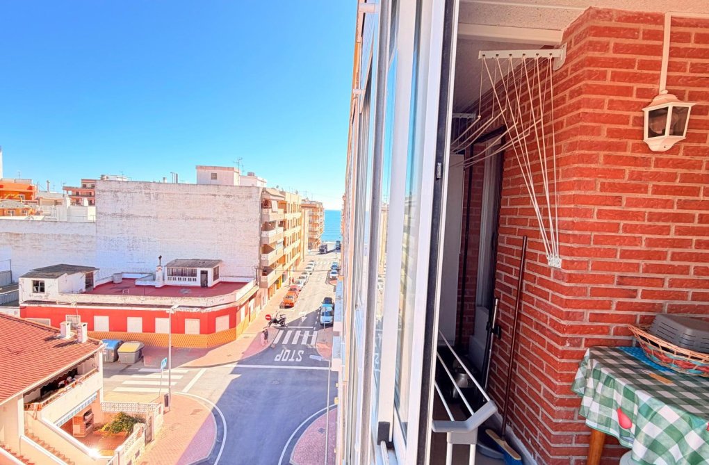 Wiederverkauf - Wohnung - Torrevieja - Playa de los Naúfragos