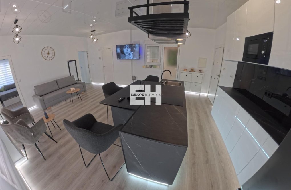 Wiederverkauf - Wohnung - Torrevieja - Playa del Cura