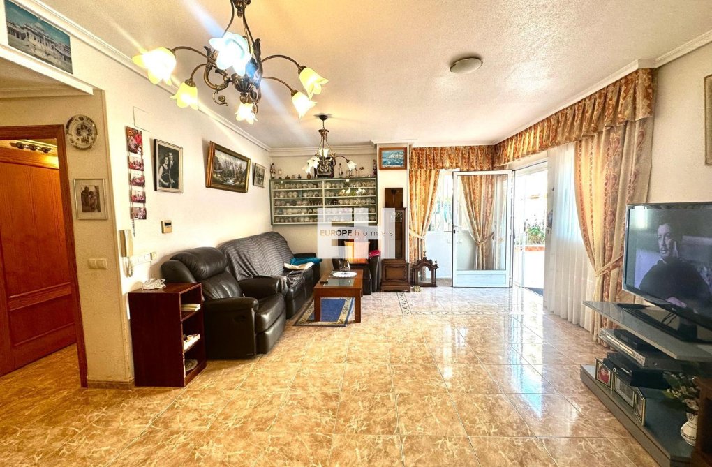 Wiederverkauf - Wohnung - Torrevieja - Playa del Cura