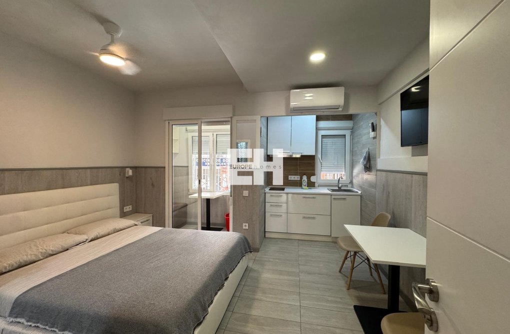 Wiederverkauf - Wohnung - Torrevieja - Playa del Cura
