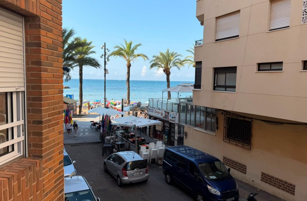 Wiederverkauf - Wohnung - Torrevieja - Playa del Cura