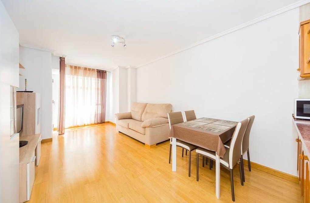 Wiederverkauf - Wohnung - Torrevieja - Playa del Cura