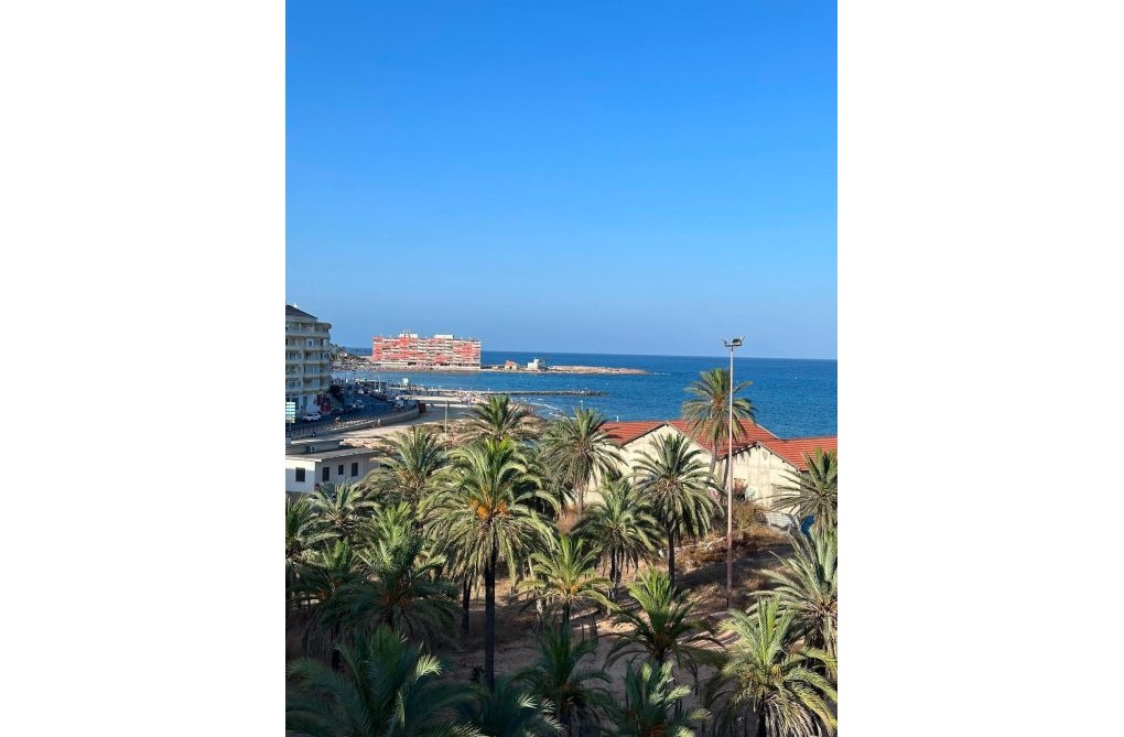 Wiederverkauf - Wohnung - Torrevieja - Playa del Cura