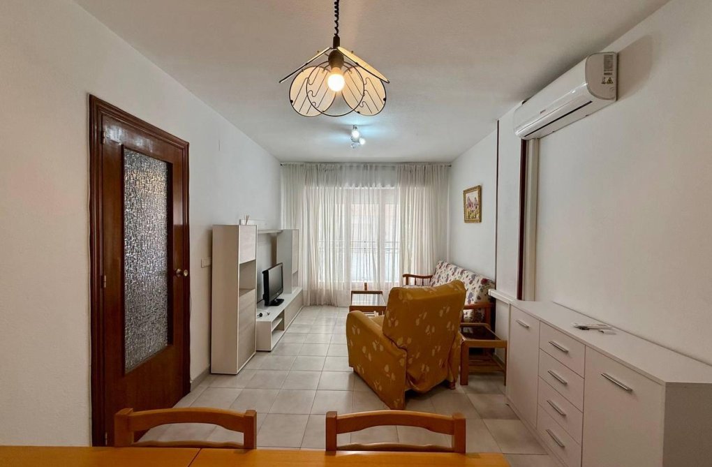 Wiederverkauf - Wohnung - Torrevieja - Playa del Cura