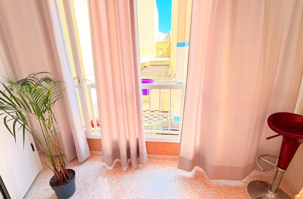 Wiederverkauf - Wohnung - Torrevieja - Playa del Cura