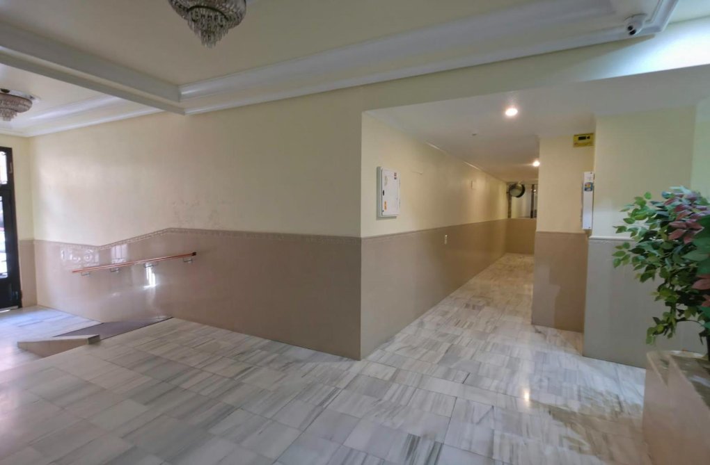 Wiederverkauf - Wohnung - Torrevieja - Playa del Cura