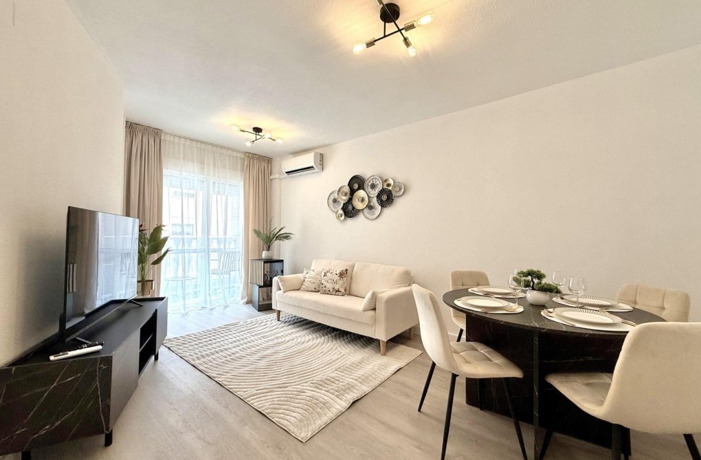 Wiederverkauf - Wohnung - Torrevieja - Playa del Cura
