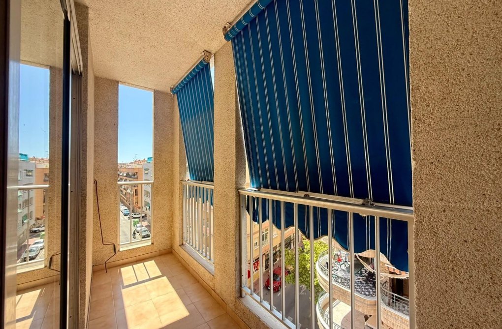 Wiederverkauf - Wohnung - Torrevieja - Playa del Cura