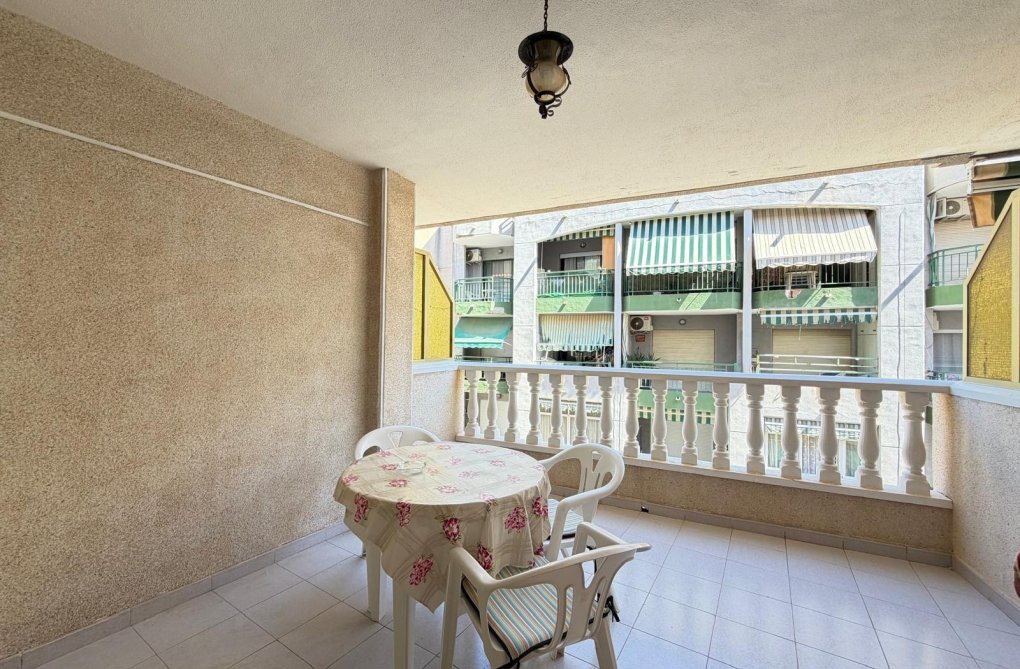 Wiederverkauf - Wohnung - Torrevieja - Playa del Cura