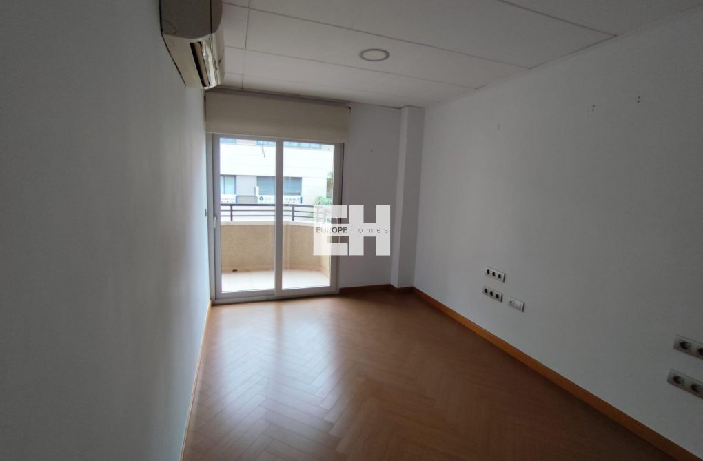 Wiederverkauf - Wohnung - Torrevieja - Puerto