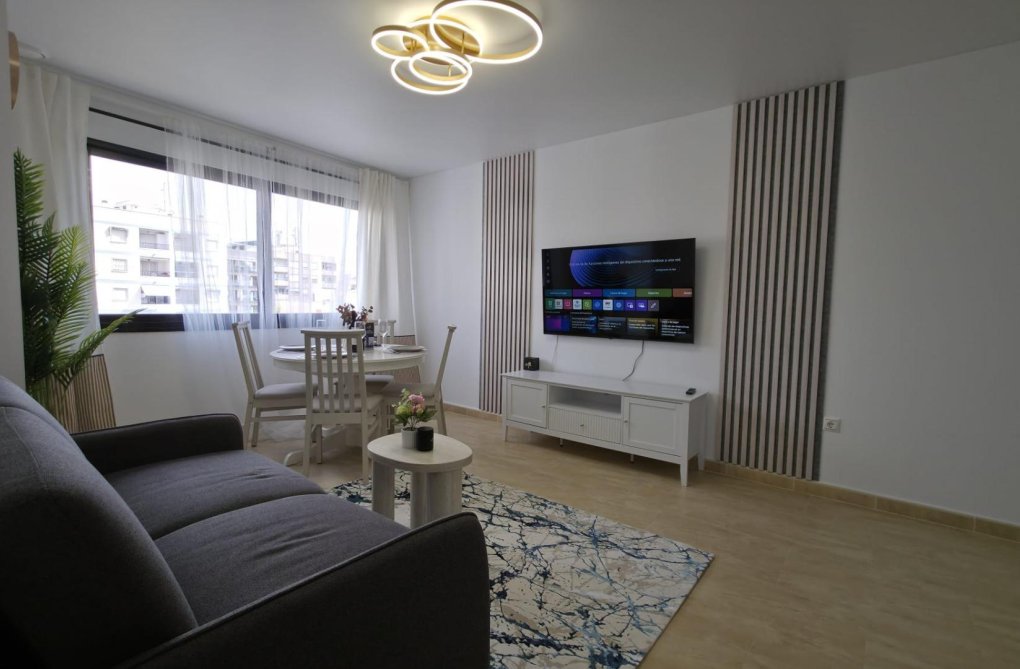 Wiederverkauf - Wohnung - Torrevieja