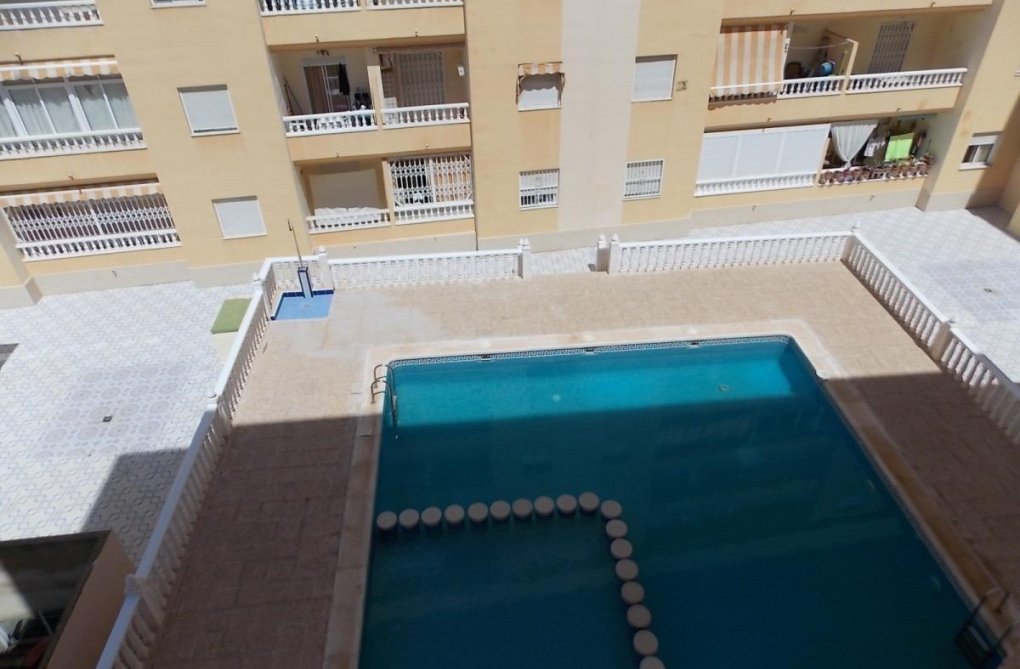 Wiederverkauf - Wohnung - Torrevieja